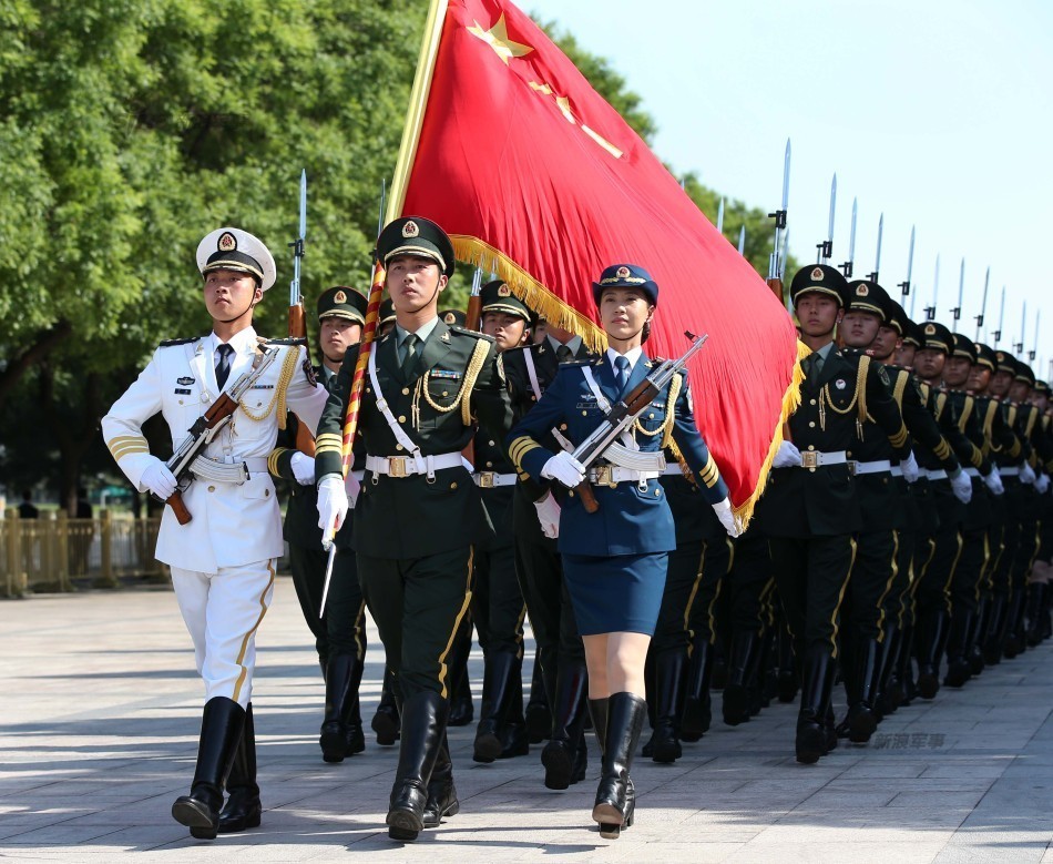 檢閱女兵儀仗隊，榮耀與力量的展現(xiàn)，檢閱女兵儀仗隊，榮耀與力量的璀璨瞬間