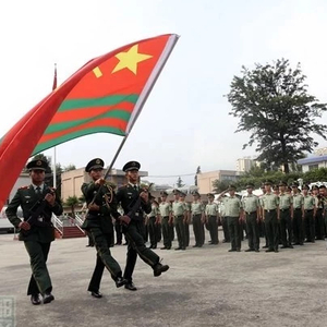 武警部隊(duì)軍旗，榮耀的象征與力量的體現(xiàn)，武警部隊(duì)軍旗，榮耀與力量的象征