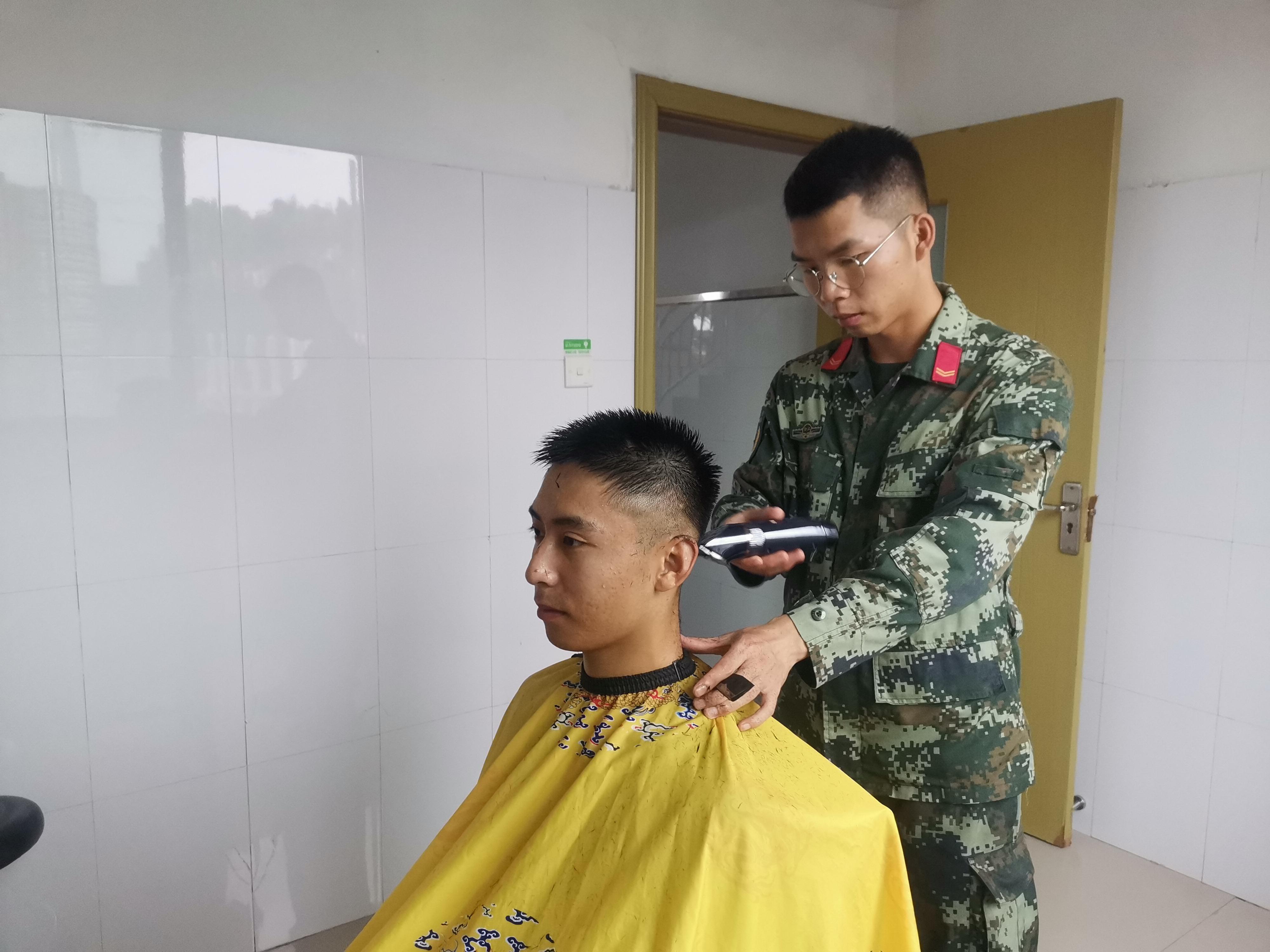 部隊生活，錘煉意志，塑造人生的獨特經(jīng)歷，部隊生活，錘煉意志，塑造人生非凡經(jīng)歷