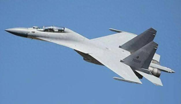 殲-11戰(zhàn)機(jī)，幾代戰(zhàn)機(jī)中的佼佼者，殲-11戰(zhàn)機(jī)，幾代戰(zhàn)機(jī)中的翹楚