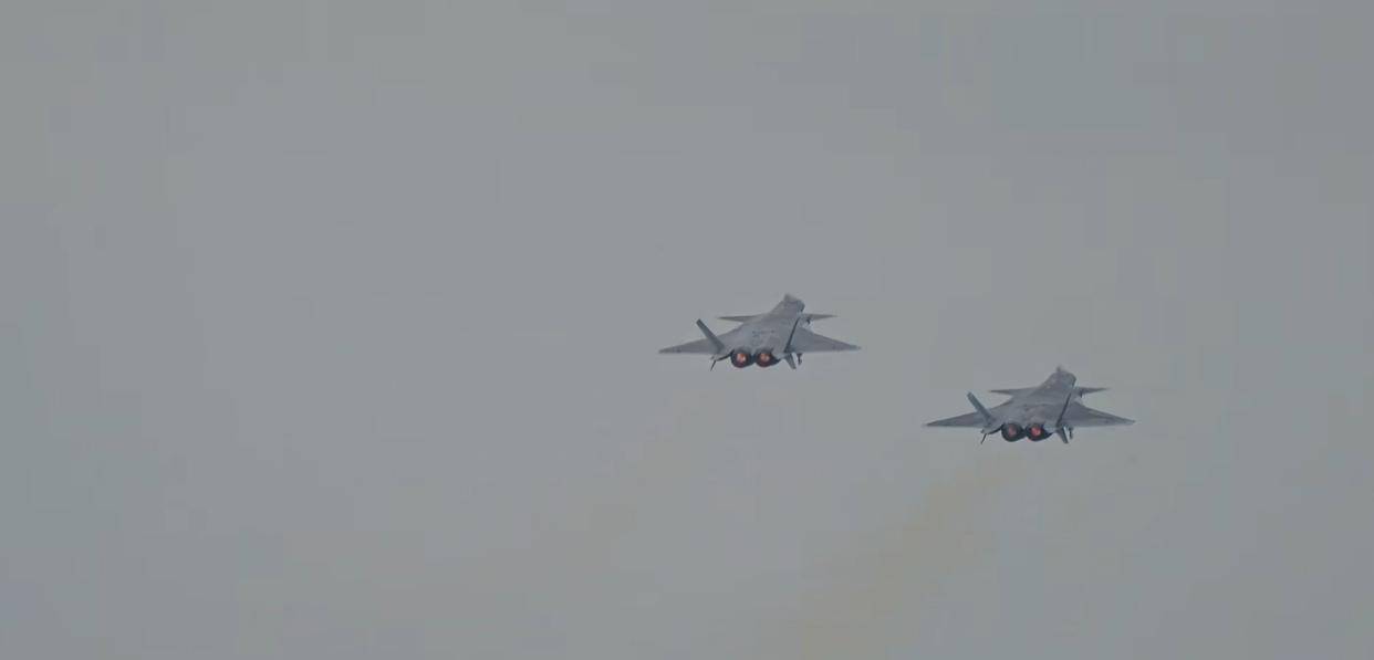 殲-20飛行速度，揭秘中國新一代隱身戰(zhàn)斗機的速度與性能優(yōu)勢，揭秘殲-20隱身戰(zhàn)斗機的速度與性能優(yōu)勢