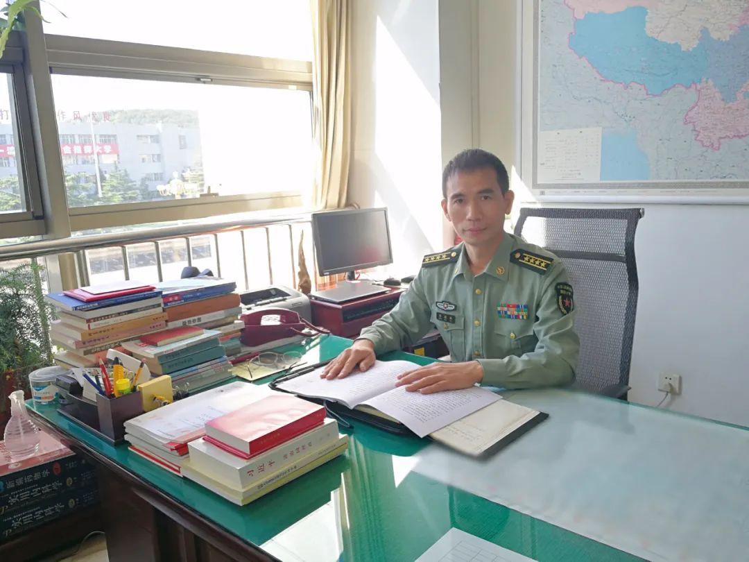 國防大學(xué)官網(wǎng)，探索中國軍事教育的門戶，國防大學(xué)官網(wǎng)，中國軍事教育的探索門戶