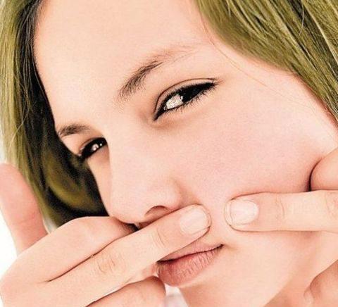 如何有效去除臉上的痘痘和痘印——全方位指南，全方位指南，如何有效去除臉部痘痘與痘印的方法