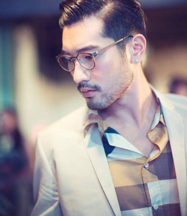 明星發(fā)型男，時尚潮流引領(lǐng)者，明星發(fā)型男，引領(lǐng)時尚潮流的先鋒