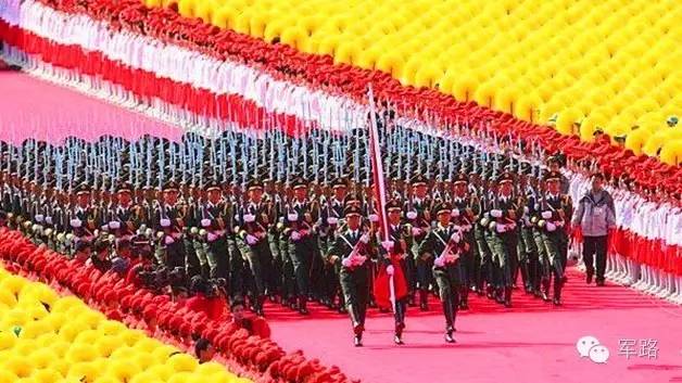 國慶閱兵是每年一次嗎？——深度解析與探討，深度解析與探討，國慶閱兵是否為每年例行活動？