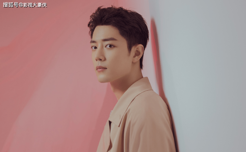 明星廣告代言費(fèi)一般多少錢，深度解析與影響因素，深度解析，明星廣告代言費(fèi)的影響因素與價(jià)格范圍