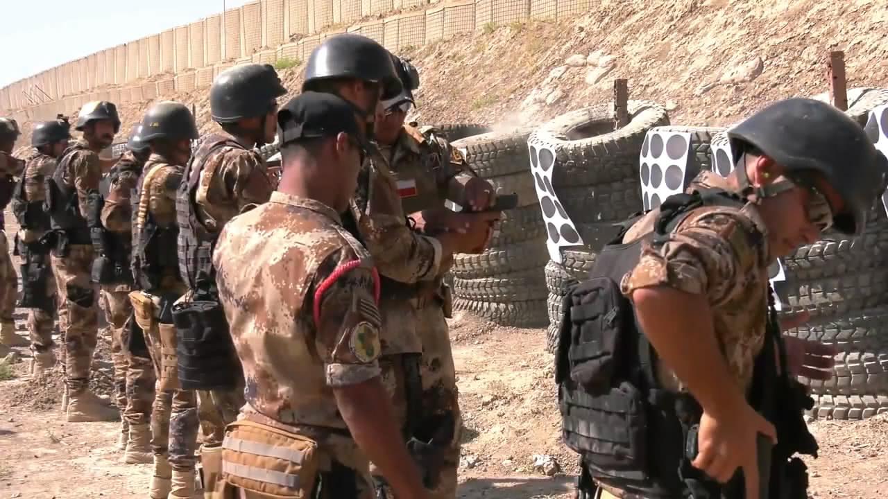 關(guān)于07式迷彩服的全面解析，全面解析，關(guān)于07式迷彩服的細(xì)節(jié)與特點(diǎn)