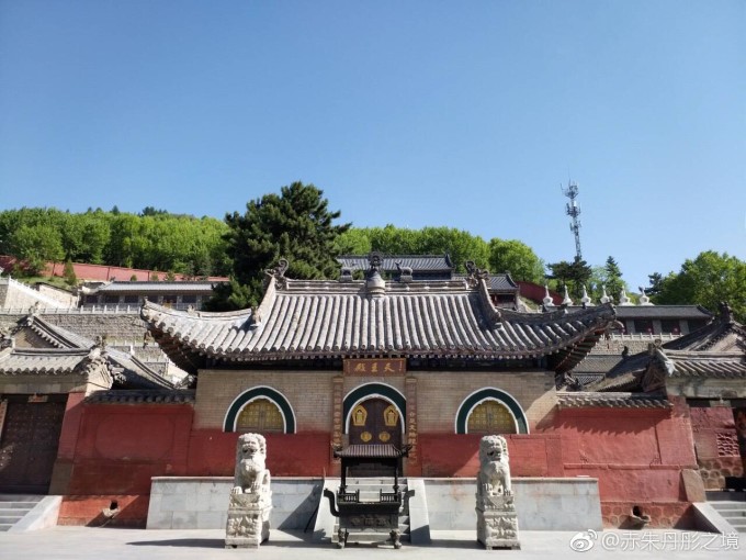五臺(tái)山一天能逛完嗎？探索佛教圣地的魅力與行程規(guī)劃，五臺(tái)山一日游，探索佛教圣地的魅力與完美行程規(guī)劃