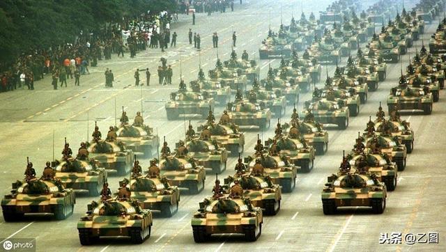 重溫輝煌瞬間，1999年國慶閱兵全程高清回放，重溫輝煌瞬間，1999年國慶閱兵高清回放全程回顧