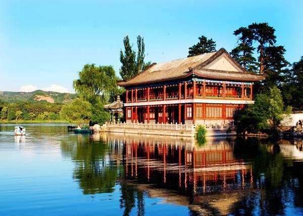 承德避暑山莊官網(wǎng)，歷史的印記與現(xiàn)代的展示，承德避暑山莊官網(wǎng)，歷史印記與現(xiàn)代展示交相輝映