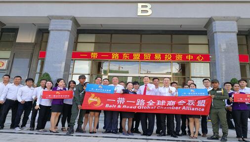 新澳門(mén)一碼一肖一特一中交易，深度解析與探索，澳門(mén)一碼一肖一特一中交易的深度探索與解析