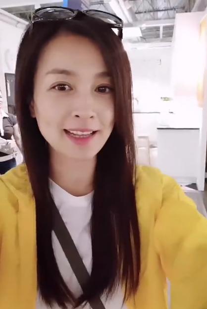 張庭個人資料近照，揭秘女神的最新動態(tài)與魅力風(fēng)采，張庭女神最新動態(tài)與魅力風(fēng)采揭秘，個人資料與近照曝光