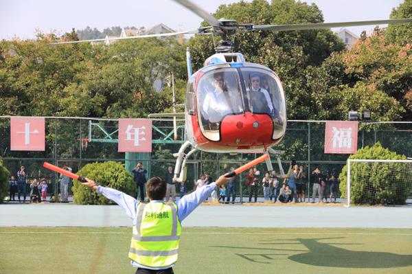 中國(guó)直升機(jī)型號(hào)大全圖片，一覽眾機(jī)型，中國(guó)直升機(jī)型號(hào)大全圖片，眾機(jī)型一覽無(wú)余