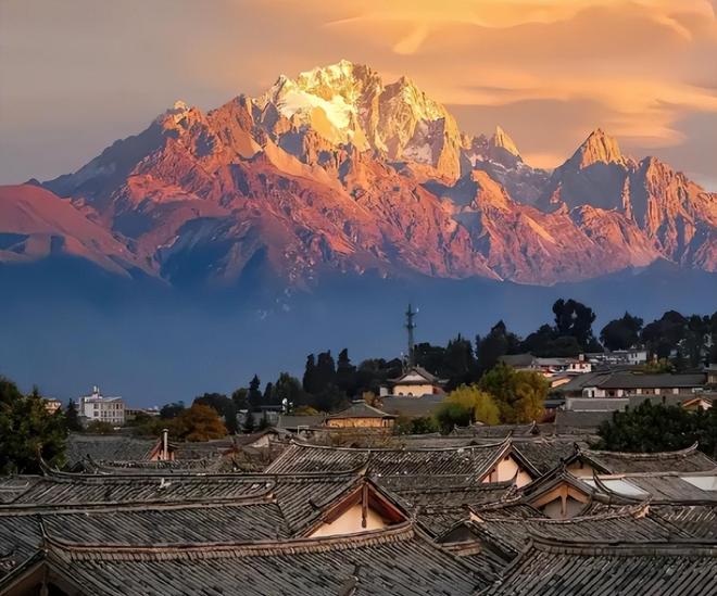 云南7日游攻略，探索美麗的云南風(fēng)光與文化底蘊(yùn)，云南7日游攻略，深度探索云南美景與文化底蘊(yùn)