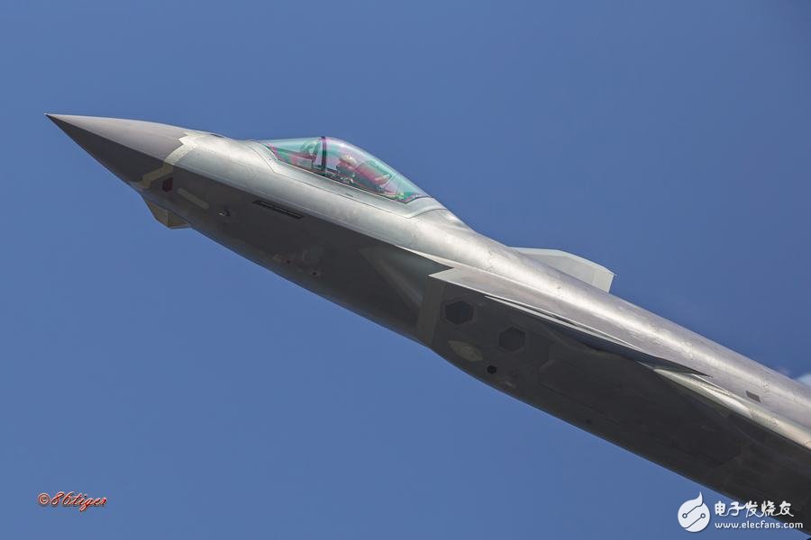 殲35與殲20的差別，深度解析兩款戰(zhàn)斗機(jī)的特點(diǎn)與差異，殲35與殲20戰(zhàn)斗機(jī)對比，特點(diǎn)與差異深度解析